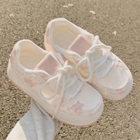 Sneaker nữ pastel